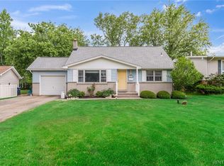 1887 Marjorie Rd, Grand Island, NY 14072