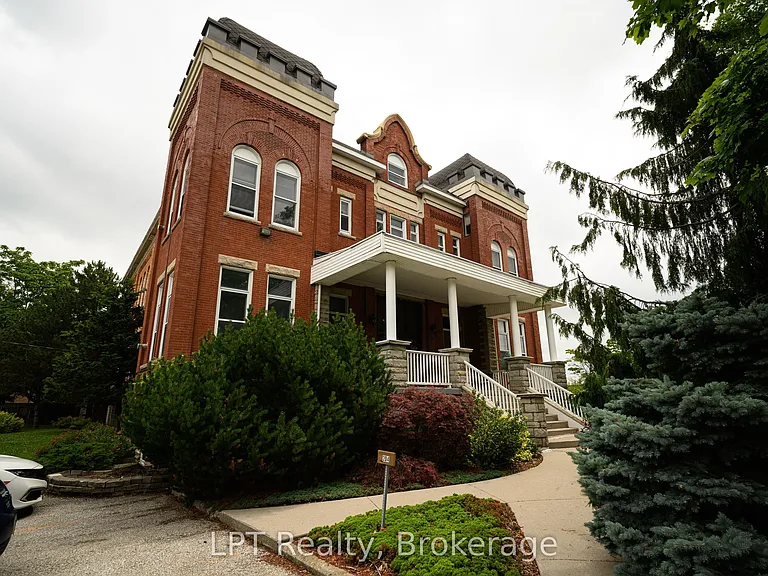 317 Queen St #103 — Photo 22