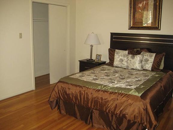 4th image of 2210 Chalfont Dr APT 12