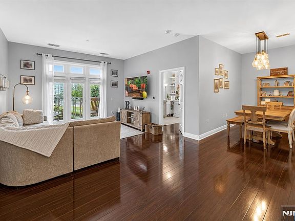 3rd image of 7400 River Rd APT 108