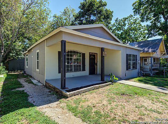3rd image of 1118 Perez St