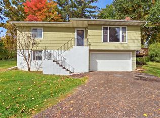 24 Rocky Rd, Hopewell Junction, NY 12533