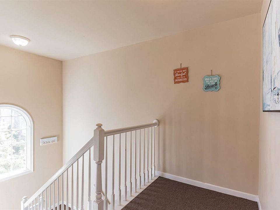 118 E Hand Ave Wildwood NJ Zillow