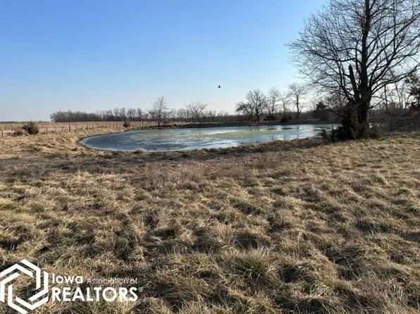 524th St, Seymour, IA 52590