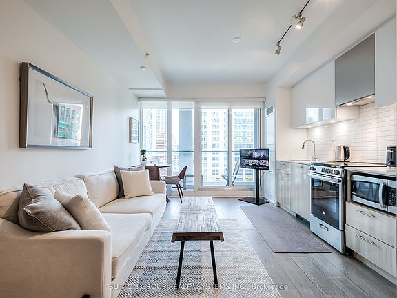 5th image of 251 Jarvis St #731