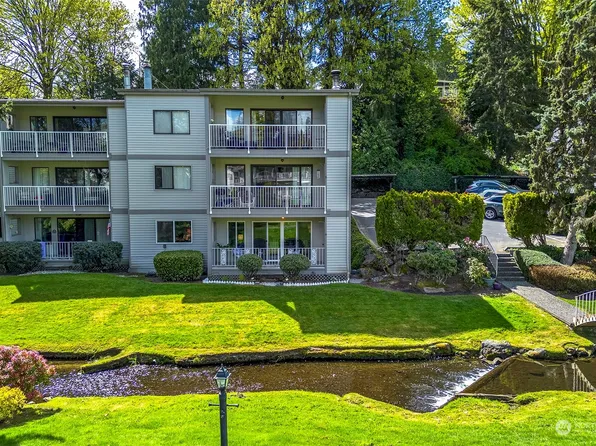 13045 15th Avenue NE #F7, Seattle, WA 98125