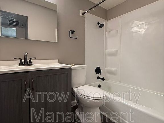 5th image of 1215 E St #5