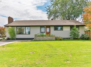 1175 Tucker Rd, Hood River, OR 97031