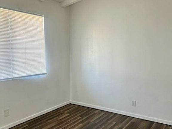 5th image of 560 E Oakland Ave APT D