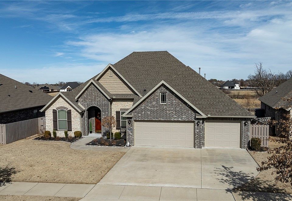 1st image of 4712 W Oldham Dr