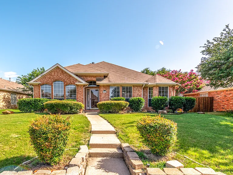 10613 Brandenberg Dr — Photo 36
