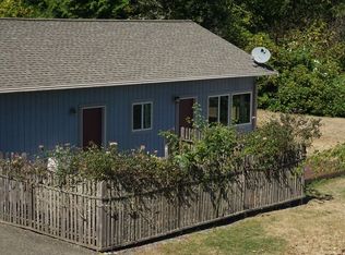 8225 SW Van Olinda Rd #A, Vashon, WA 98070