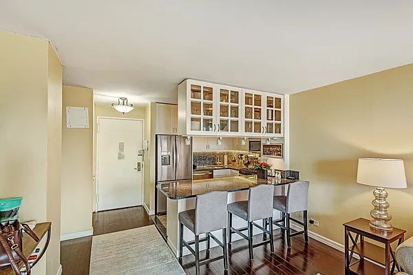 Rented by Modern Spaces | media 11