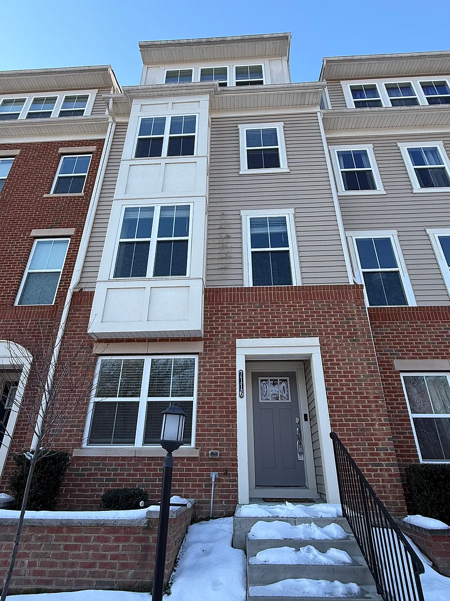 Building Photo - 7116 Tilbury Way