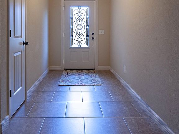 5th image of 124 Parkway Oaks Dr