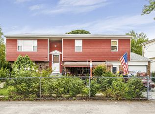 37 June Ave, Bayville, NY 11709