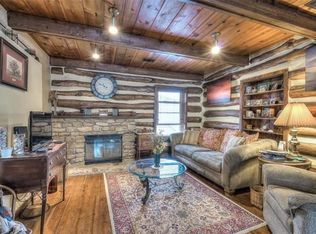8 H St, Lake Lotawana, MO 64086
