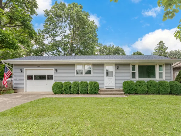 340 E McKinley Ave, Hinckley, IL 60520