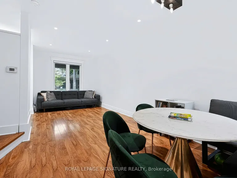 37 Strathcona Ave — Photo 4