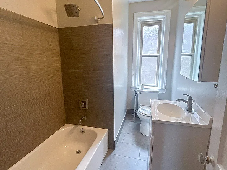 Campus Apartments — Photo 21