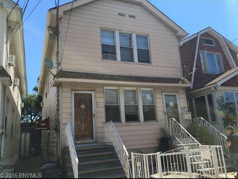 2nd image of 2129 E 15th St