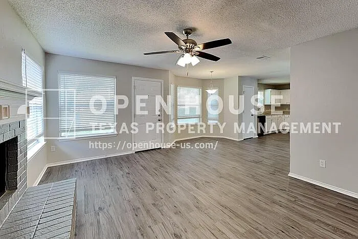 5711 Sterling Green Trl — Photo 6