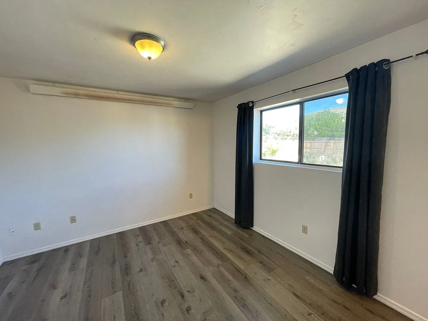 Apply Now - 3050 N Date Creek — Photo 4