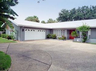 3223 Pine Valley Dr, Sarasota, FL 34239