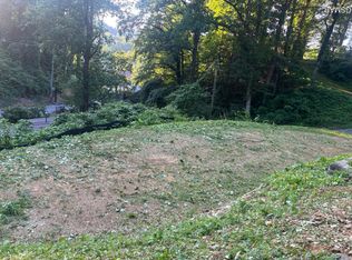 229 Silverbell Ln, Gatlinburg, TN 37738