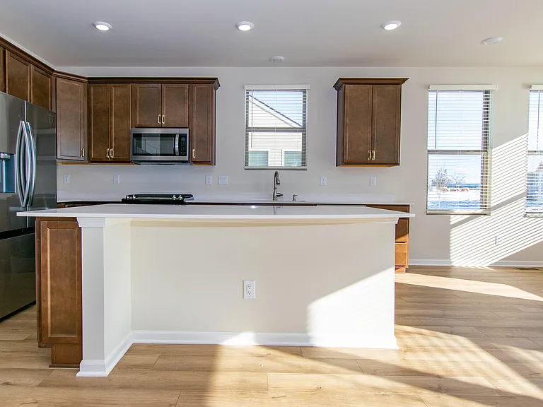 723 W Spaniel Dr — Photo 13