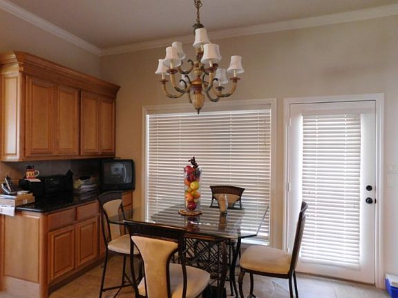 5th image of 1108 Royal Adelade Dr