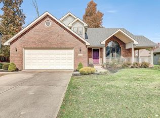 6076 Basswood Dr, Columbus, IN 47201