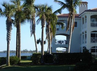 5380 E Harbor Village Dr APT 201, Vero Beach, FL 32967