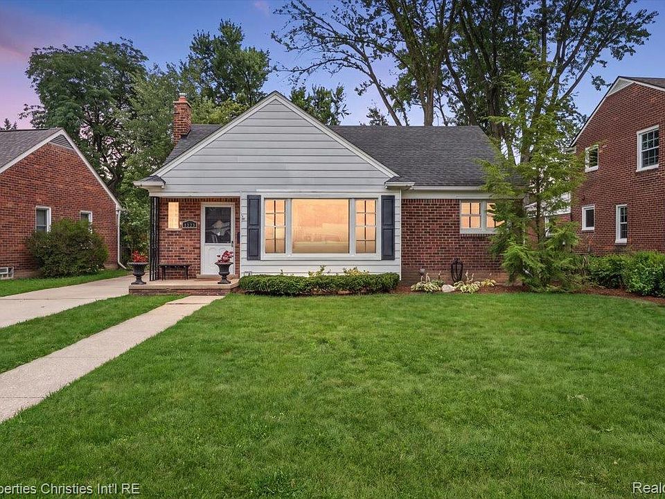 1st image of 32200 Verona Cir