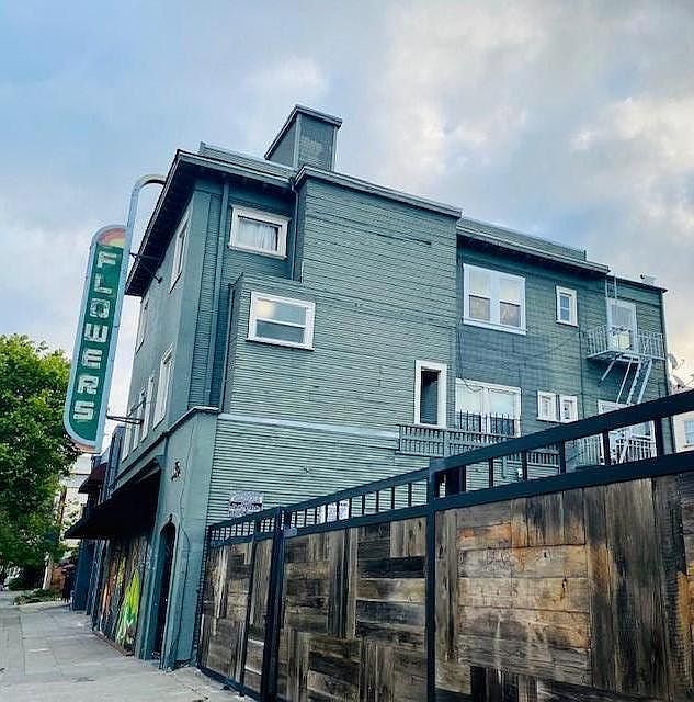 Welcome to the Flowers Building!