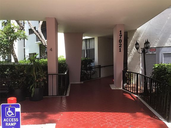 4th image of 17021 N Bay Rd APT 625