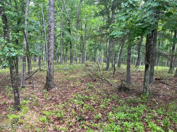 LOT 13 Ledgecrest Rd, Hawley, PA 18428