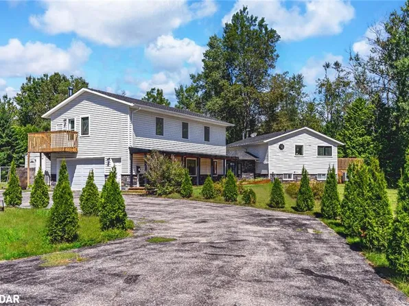 20 Hillview Cres, Springwater, ON L9X 1N4