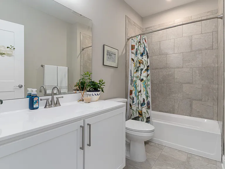 5317 Highpointe Lakes Dr #402 — Photo 15