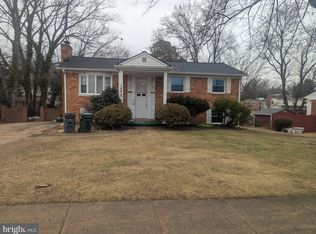 14615 Aurora Dr, Woodbridge, VA 22193