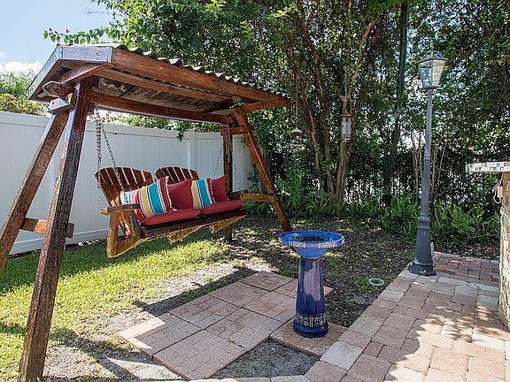 5th image of 1934 Heartland Cir