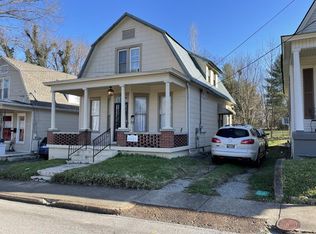207 N College St, Paris, TN 38242