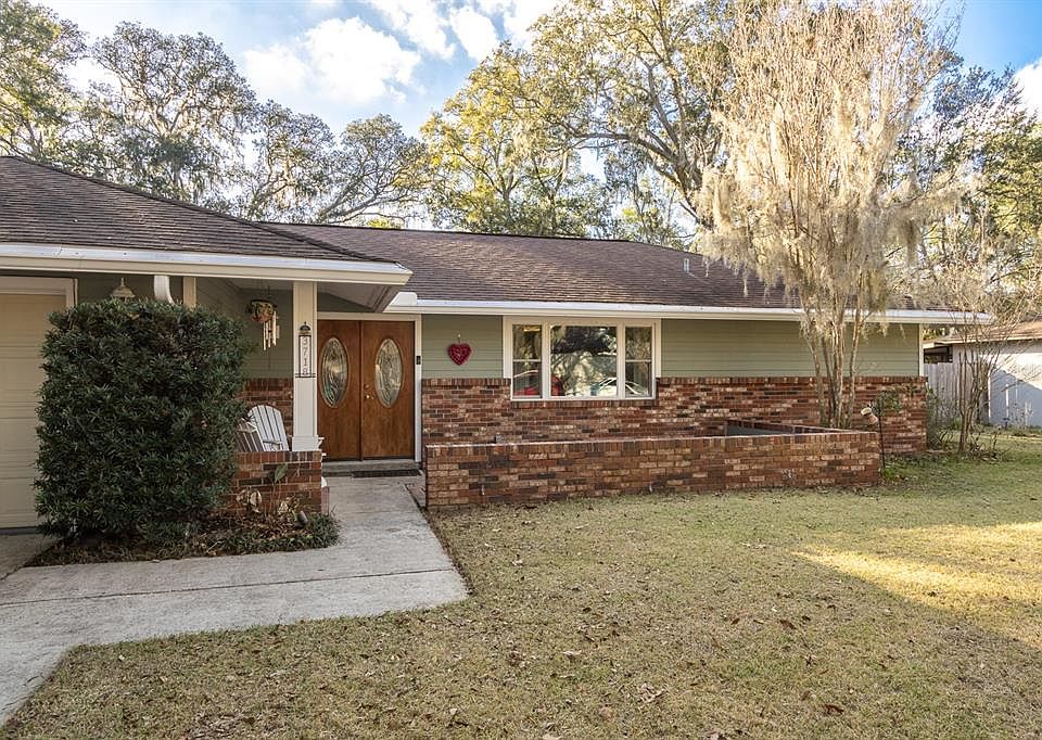 1st image of 3718 NW 29th St