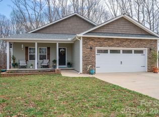 1310 Western Hills Ln, Vale, NC 28168