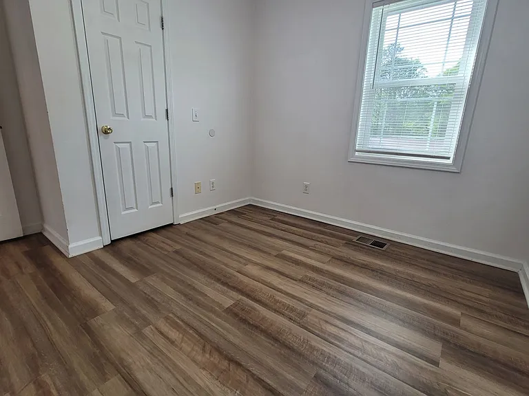 160 2nd St #110 — Photo 39