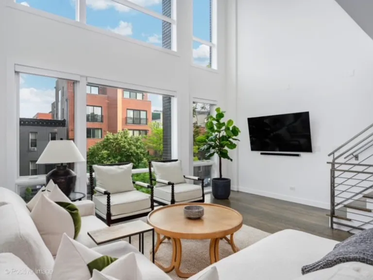Living area, main floor