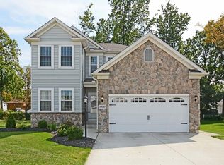 39040 Arcadia Cir, Willoughby, OH 44094
