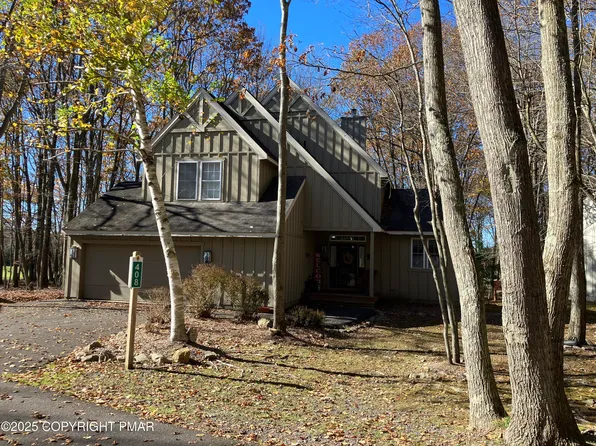408 Gentian Ln, Pocono Pines, PA 18350