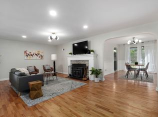 1140 S Stewart Ave, Springfield, MO 65804