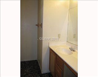 5th image of 4614 Crimson Rock Way